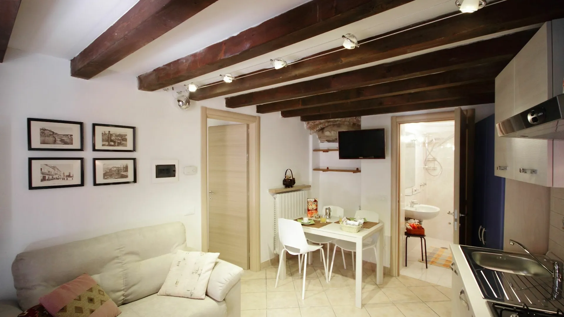 베로나 Residenza Anna 아파트